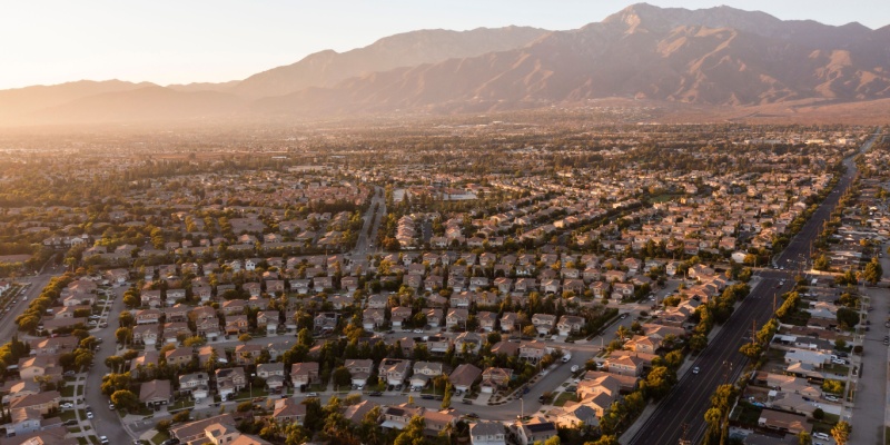How Inland Empire’s Hot Summers Push Pests Into Homes Earlier Every Year